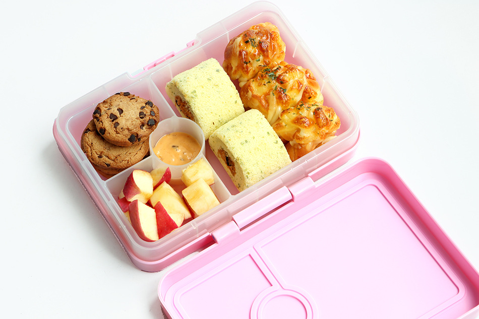 LUNCH BOX